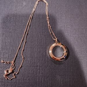 Origami Owl Rose Gold Medium locket and chain